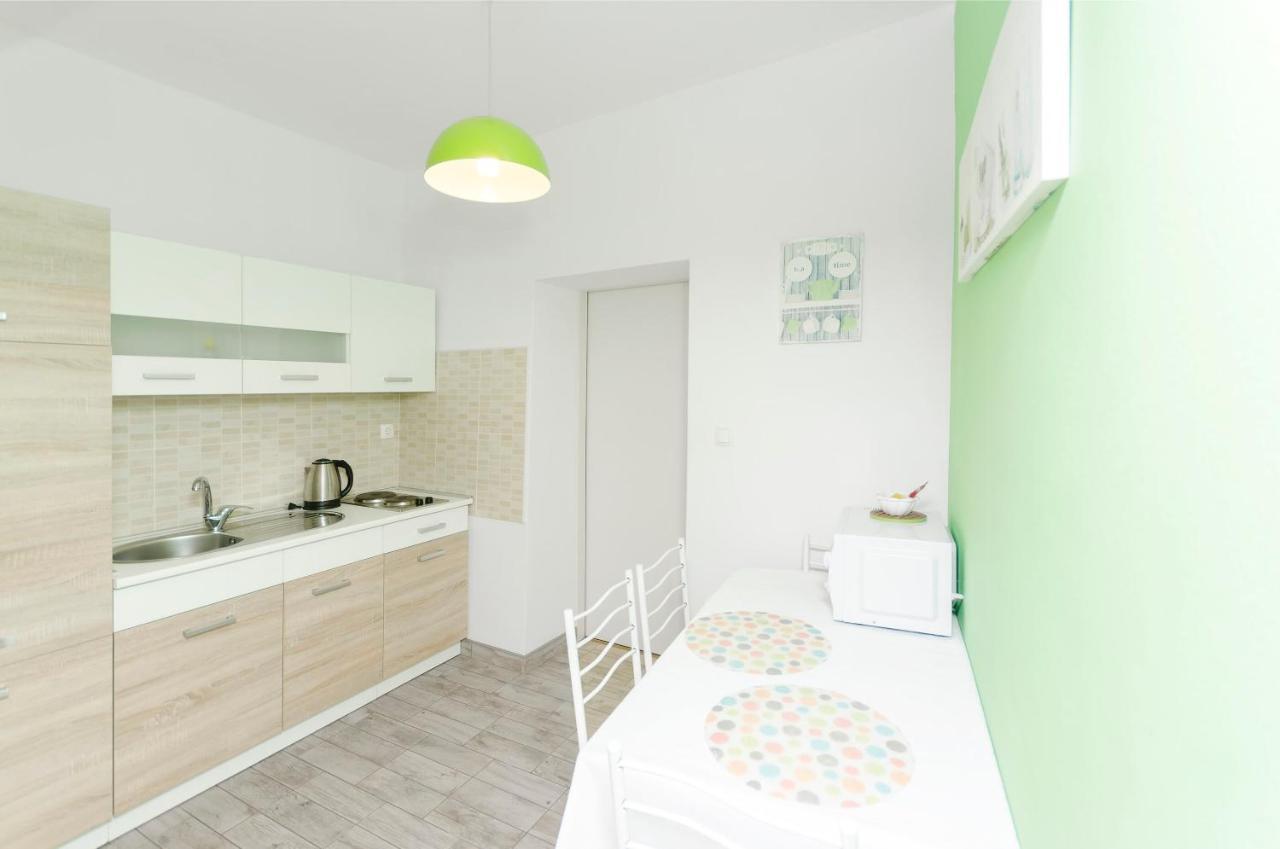 Apartments And Room Take It Easy Tribalj エクステリア 写真