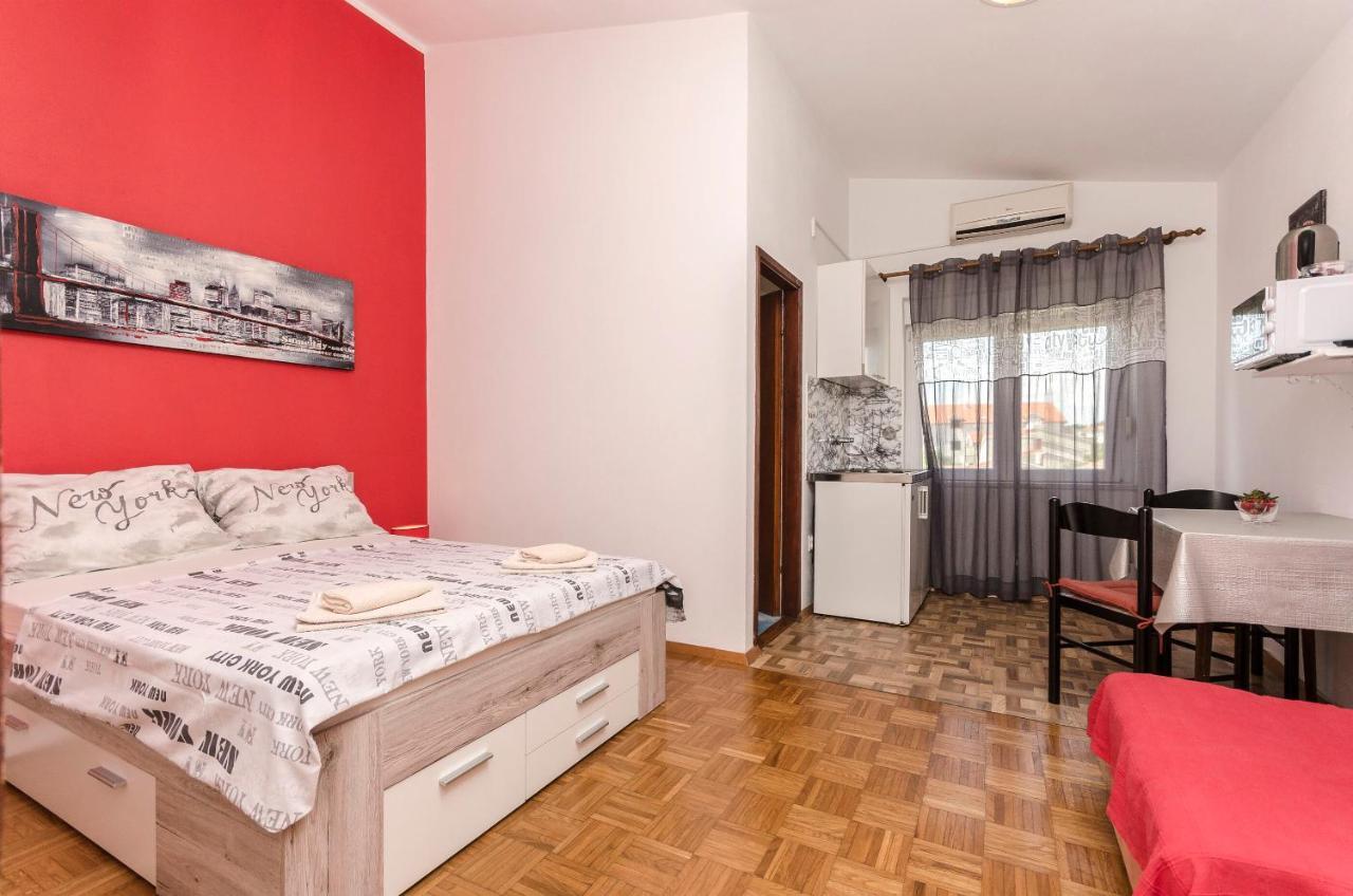 Apartments And Room Take It Easy Tribalj エクステリア 写真